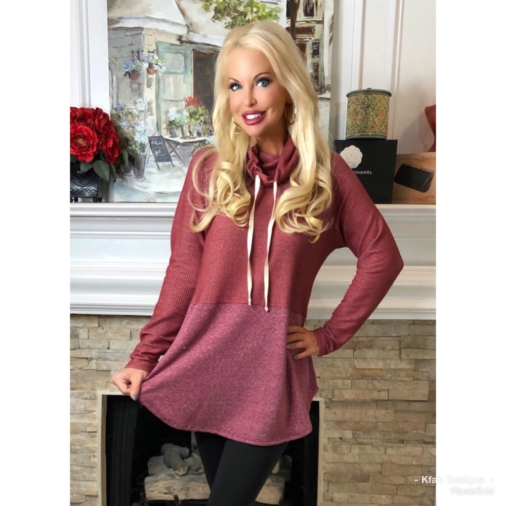 🥰LAST 1! Brick Two Tone Cowl Neck Oversized Tunic - Picture 5 of 6